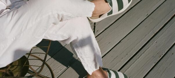 10 Best Crocs Alternatives For Men To Rock In 2025