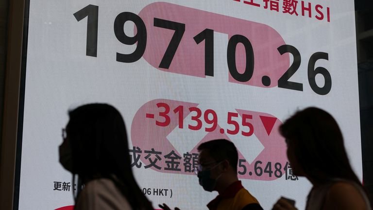 Asian stock markets tumble – with major index hit by worst fall for 28 years