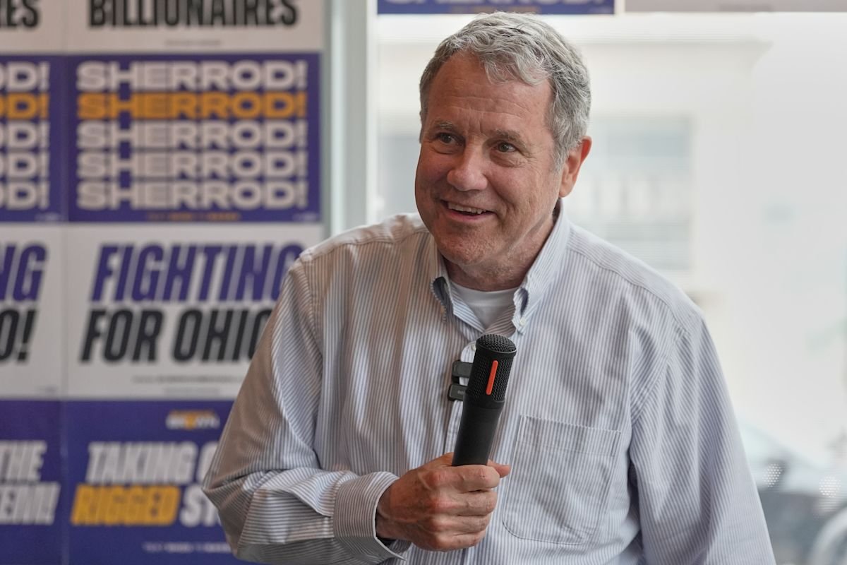 Ohio voters rejected Sherrod Brown. Two years later, are they ready to give him a second chance? Ohio voters rejected Sherrod Brown. Two years later, are they ready to give him a second chance?